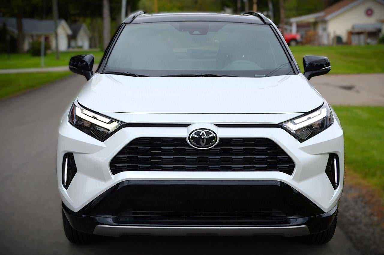 2025 Toyota RAV4 Hybrid XSE