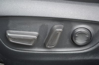 2025 Toyota RAV4 Hybrid XSE