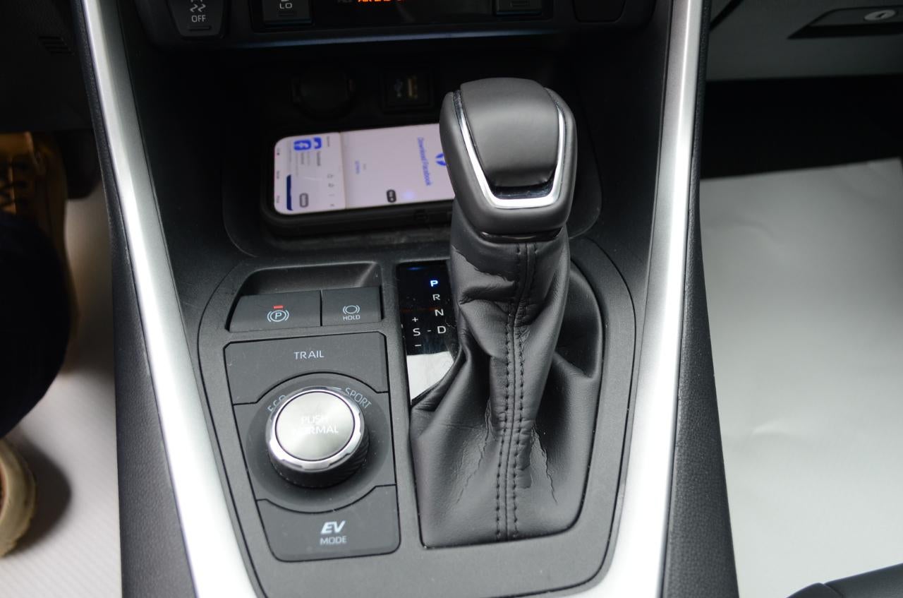 2025 Toyota RAV4 Hybrid XSE