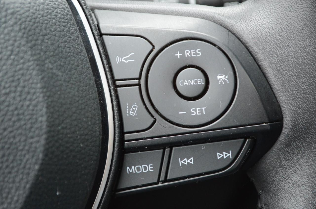 2025 Toyota RAV4 Hybrid XSE