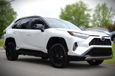 2025 Toyota RAV4 Hybrid XSE