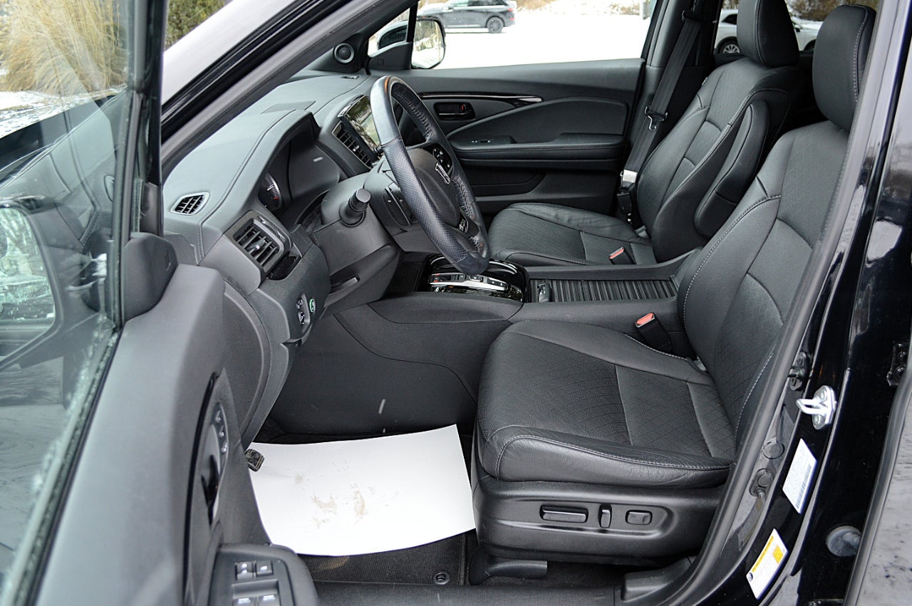 2023 Honda Passport Elite