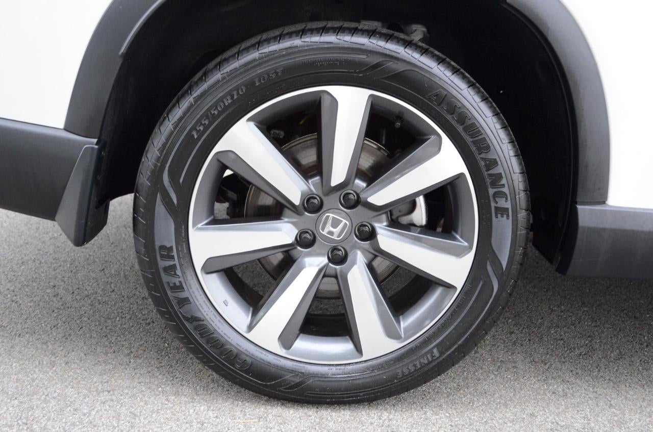 2025 Honda Pilot Touring AWD