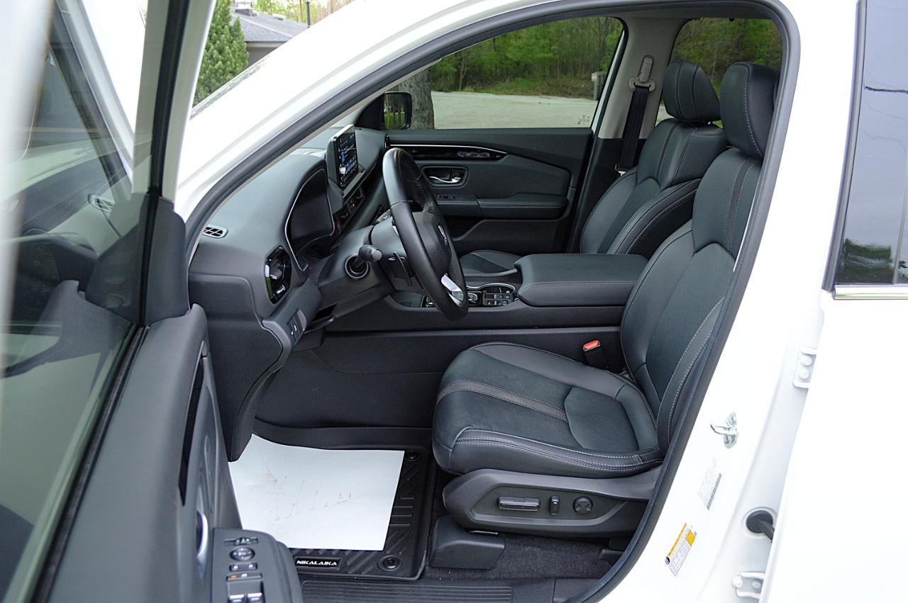 2025 Honda Pilot Touring AWD