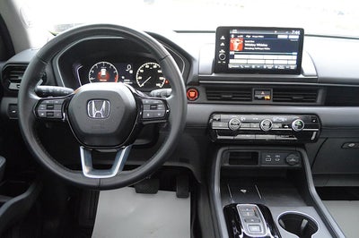 2025 Honda Pilot Touring AWD