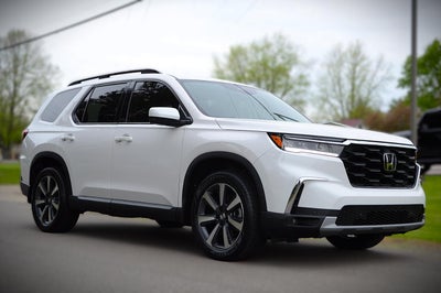 2025 Honda Pilot Touring AWD