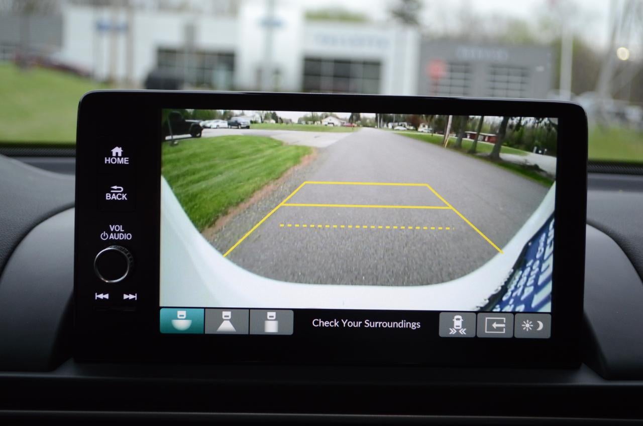 2025 Honda Pilot Touring AWD