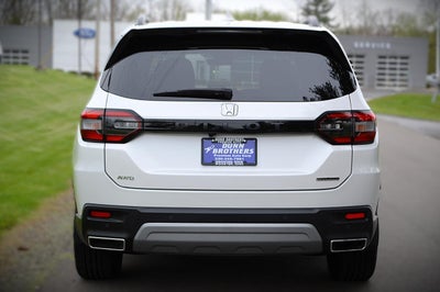 2025 Honda Pilot Touring AWD