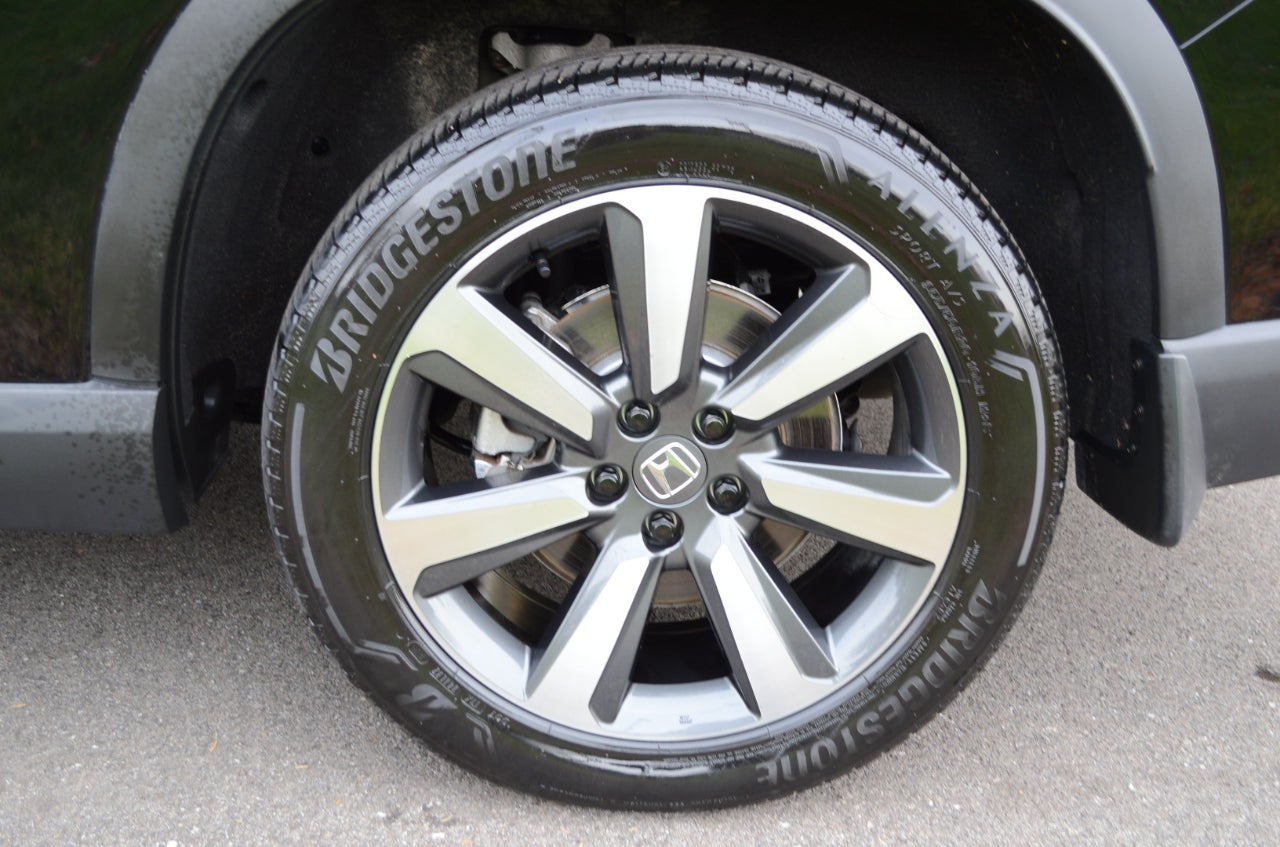 2024 Honda Pilot Touring AWD