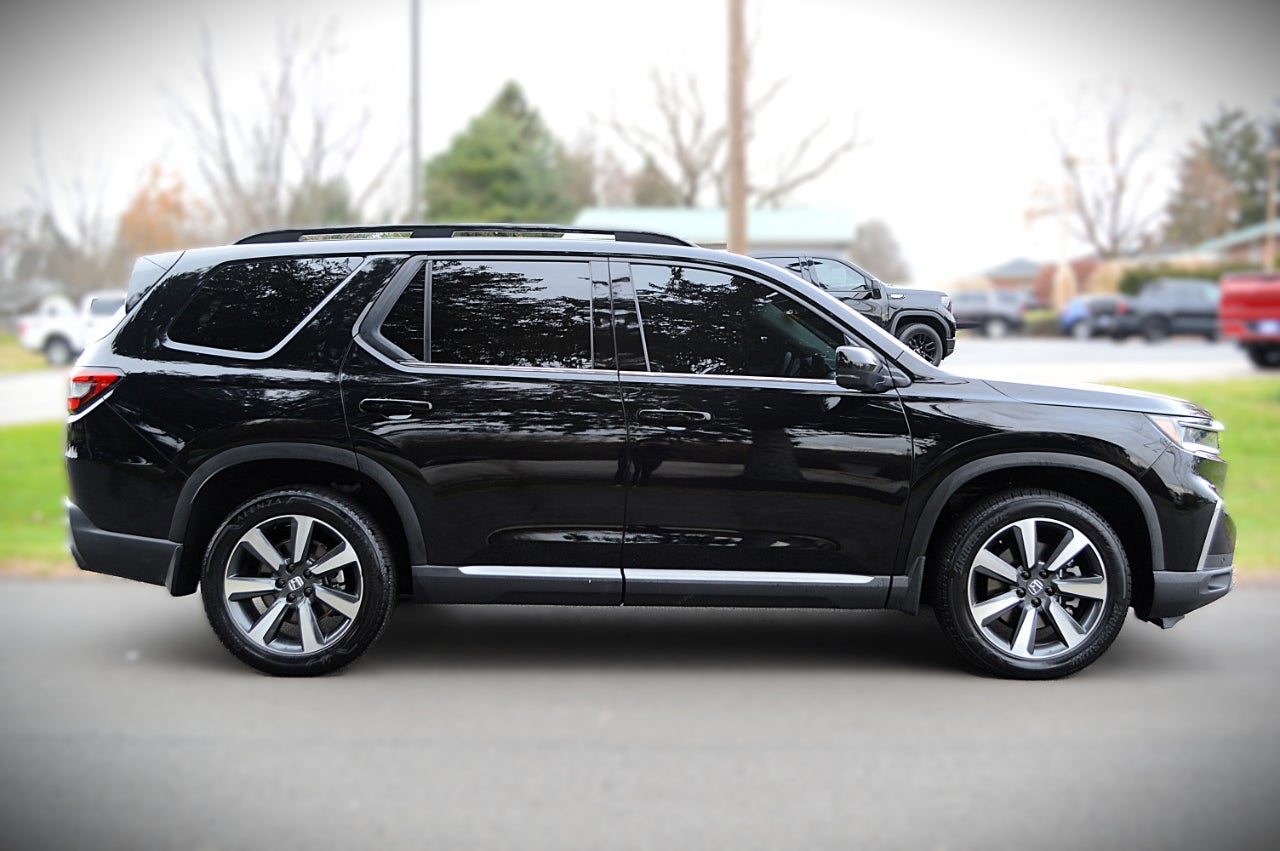 2024 Honda Pilot Touring AWD