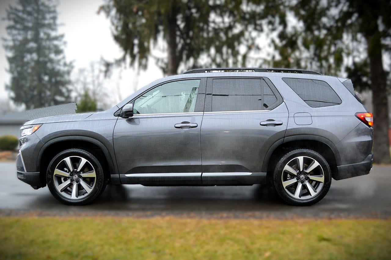 2025 Honda Pilot Elite AWD