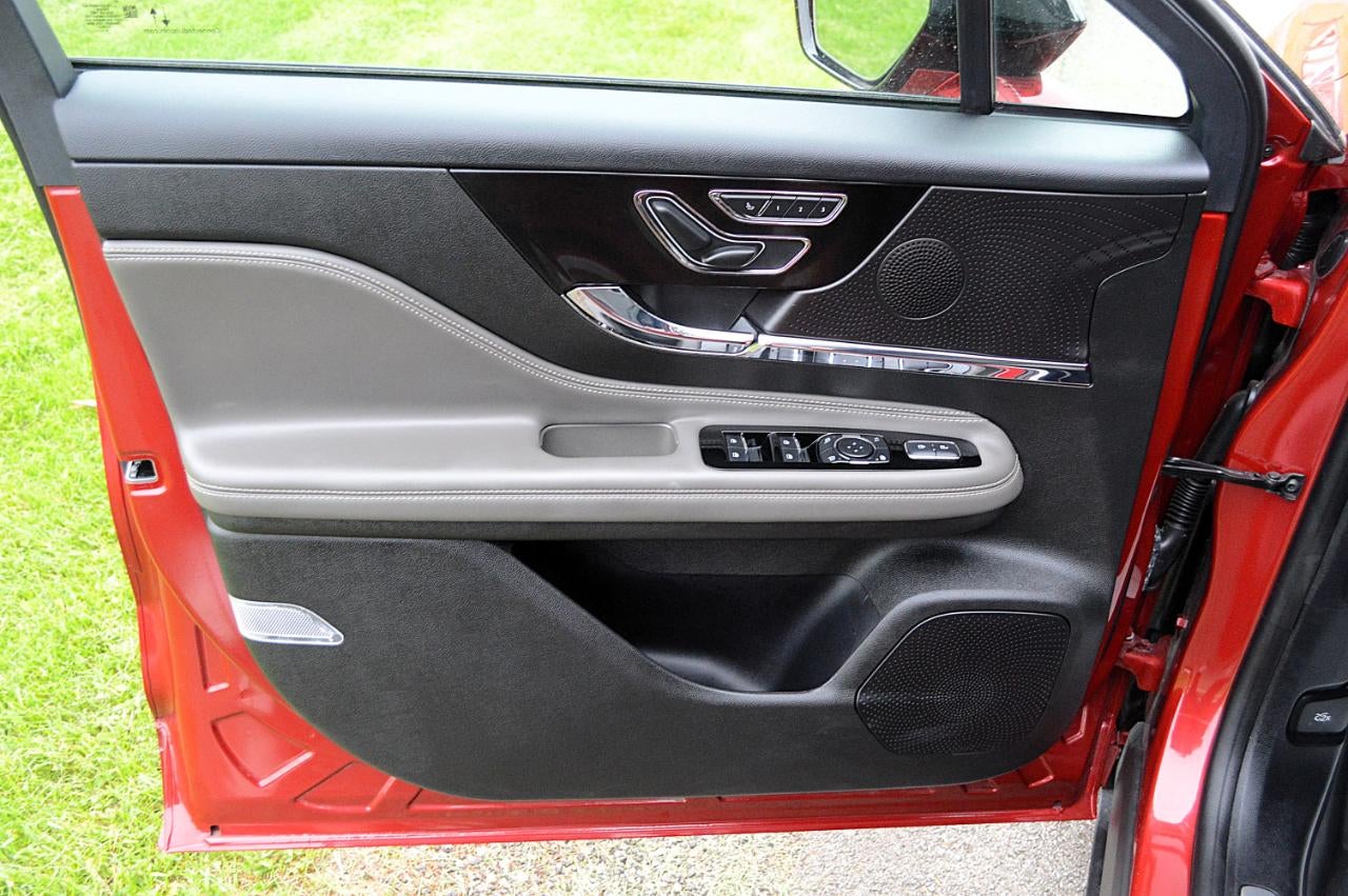 2023 Lincoln Corsair Base AWD