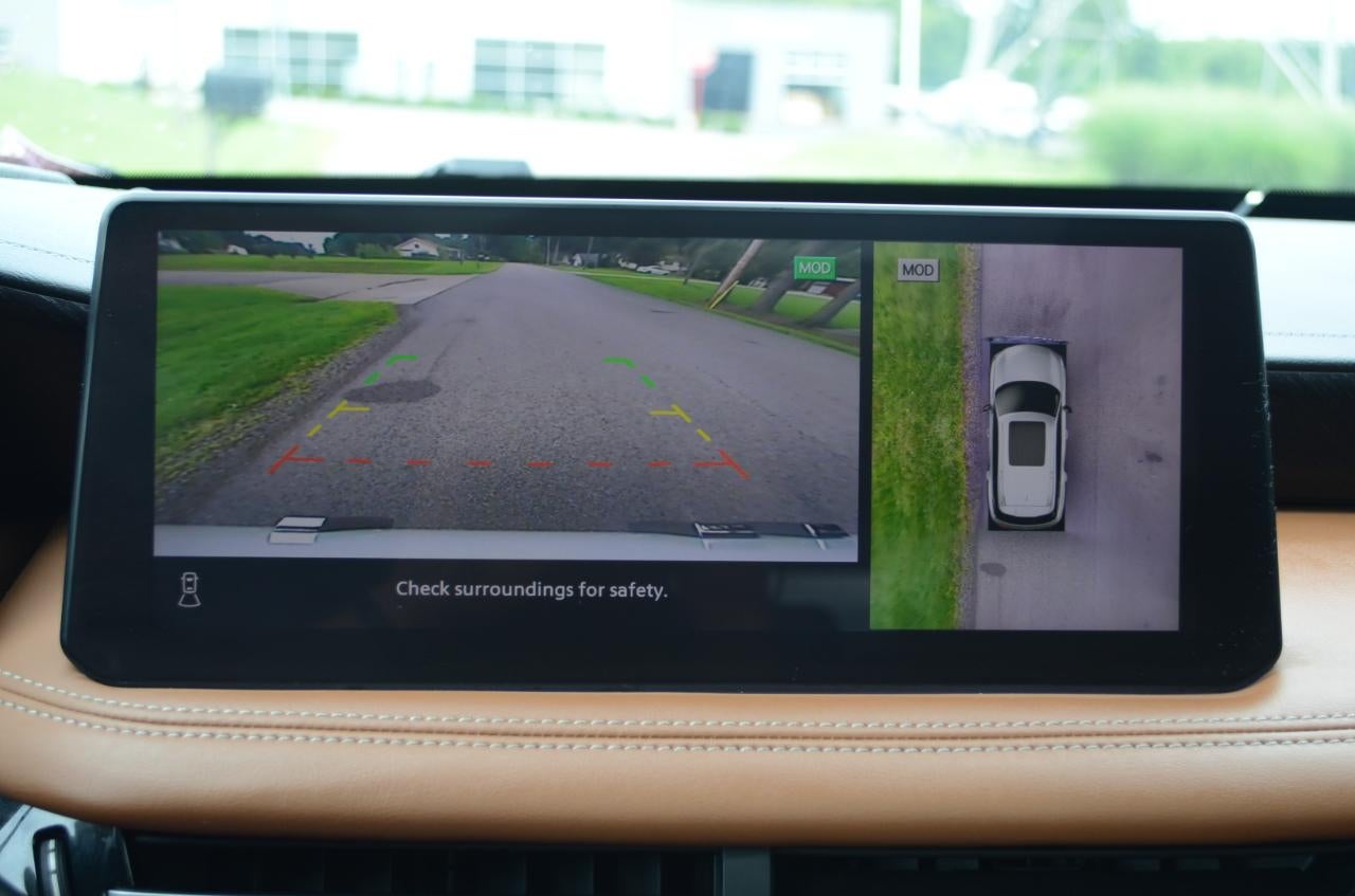 2023 INFINITI QX60 SENSORY AWD
