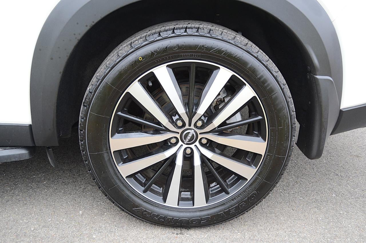 2023 Nissan Pathfinder Platinum 4WD