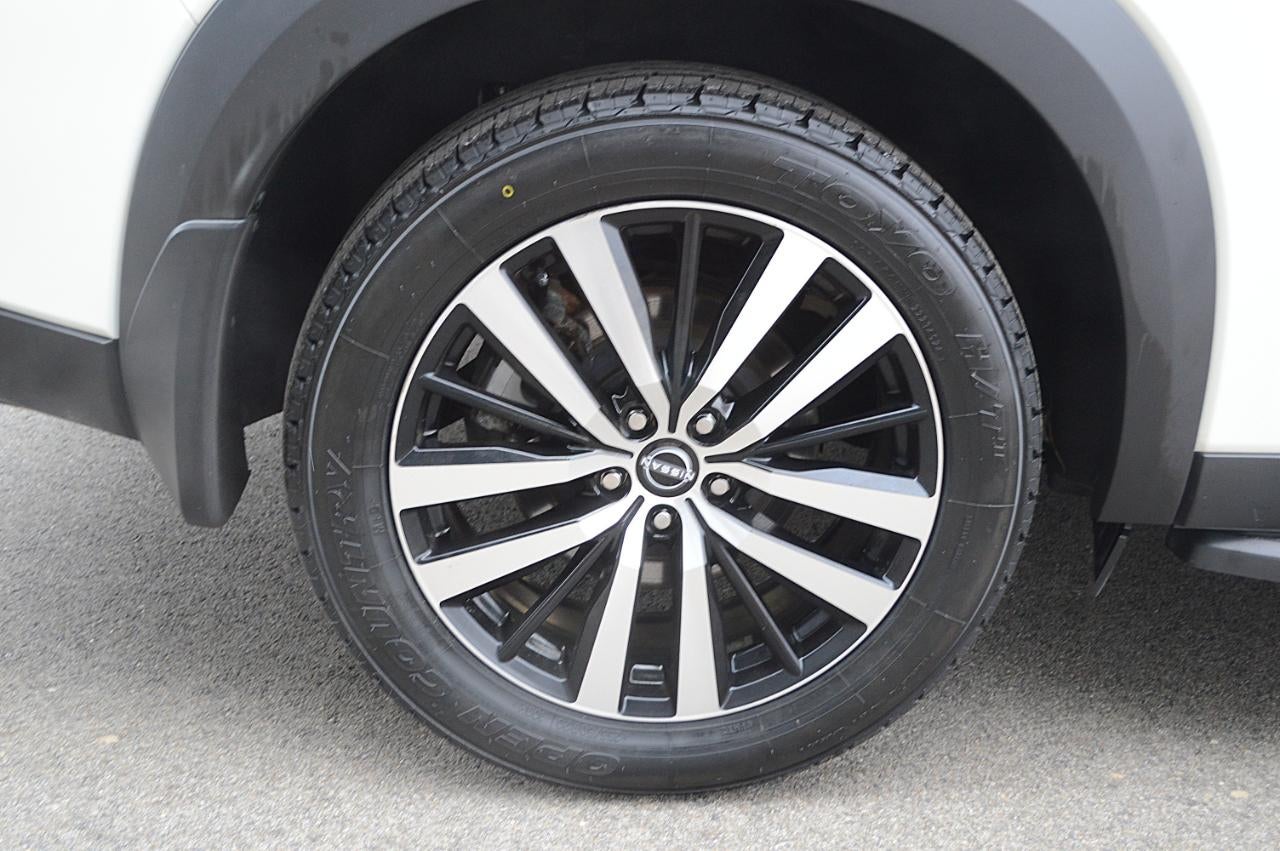 2023 Nissan Pathfinder Platinum 4WD