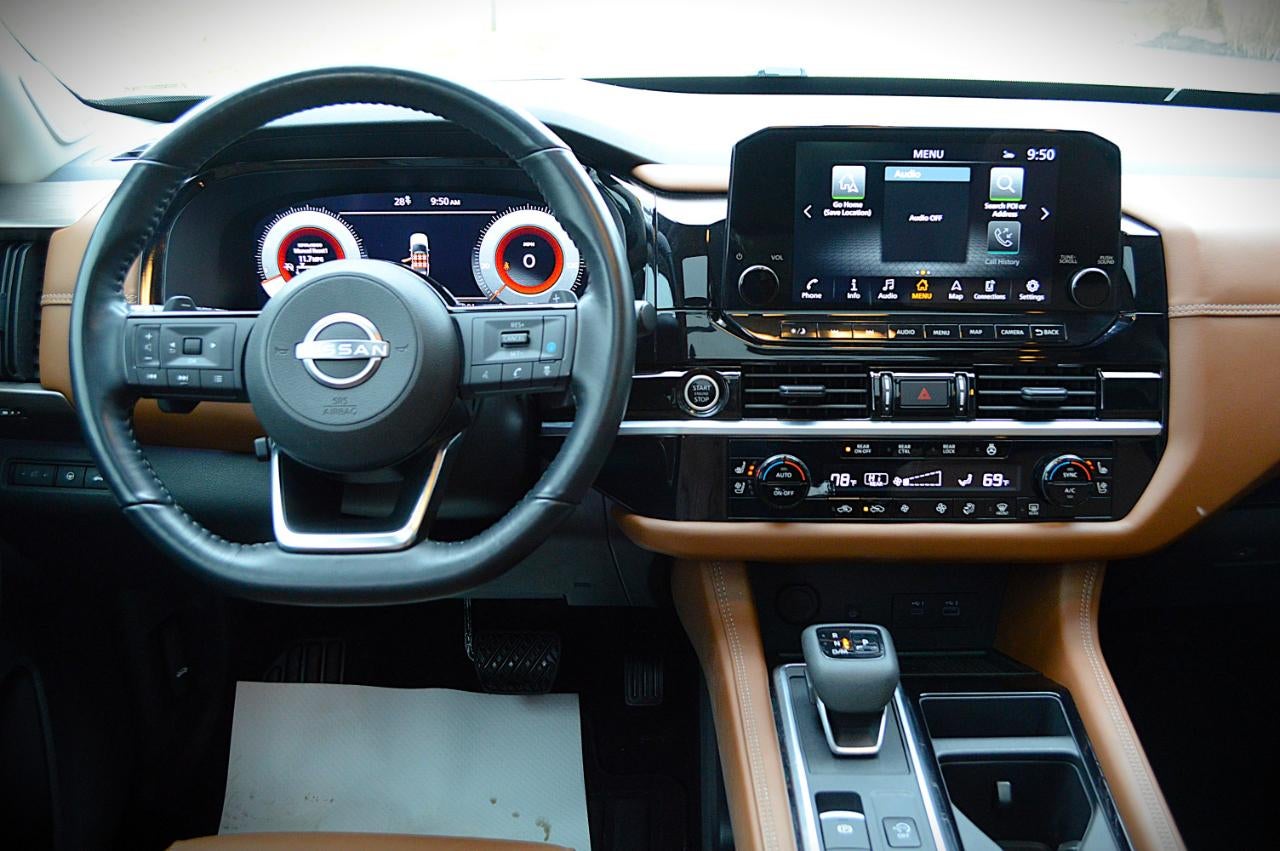 2023 Nissan Pathfinder Platinum 4WD