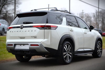 2023 Nissan Pathfinder Platinum 4WD