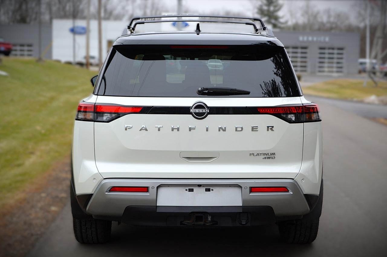 2023 Nissan Pathfinder Platinum 4WD