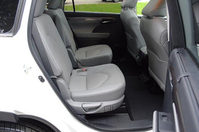 2022 Toyota Highlander Platinum AWD V6