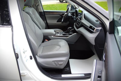 2022 Toyota Highlander Platinum AWD V6