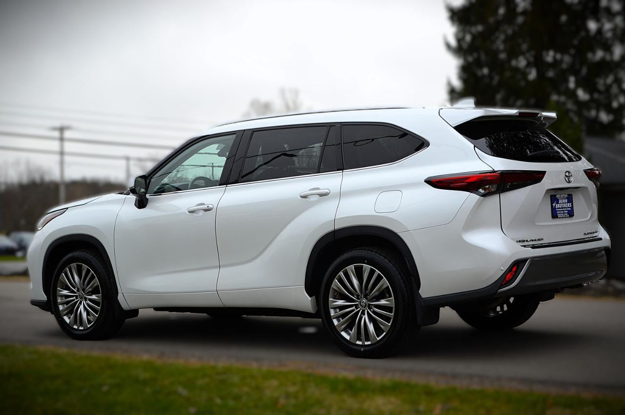 2022 Toyota Highlander Platinum AWD V6