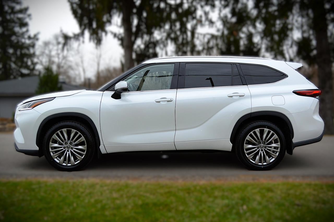 2022 Toyota Highlander Platinum AWD V6