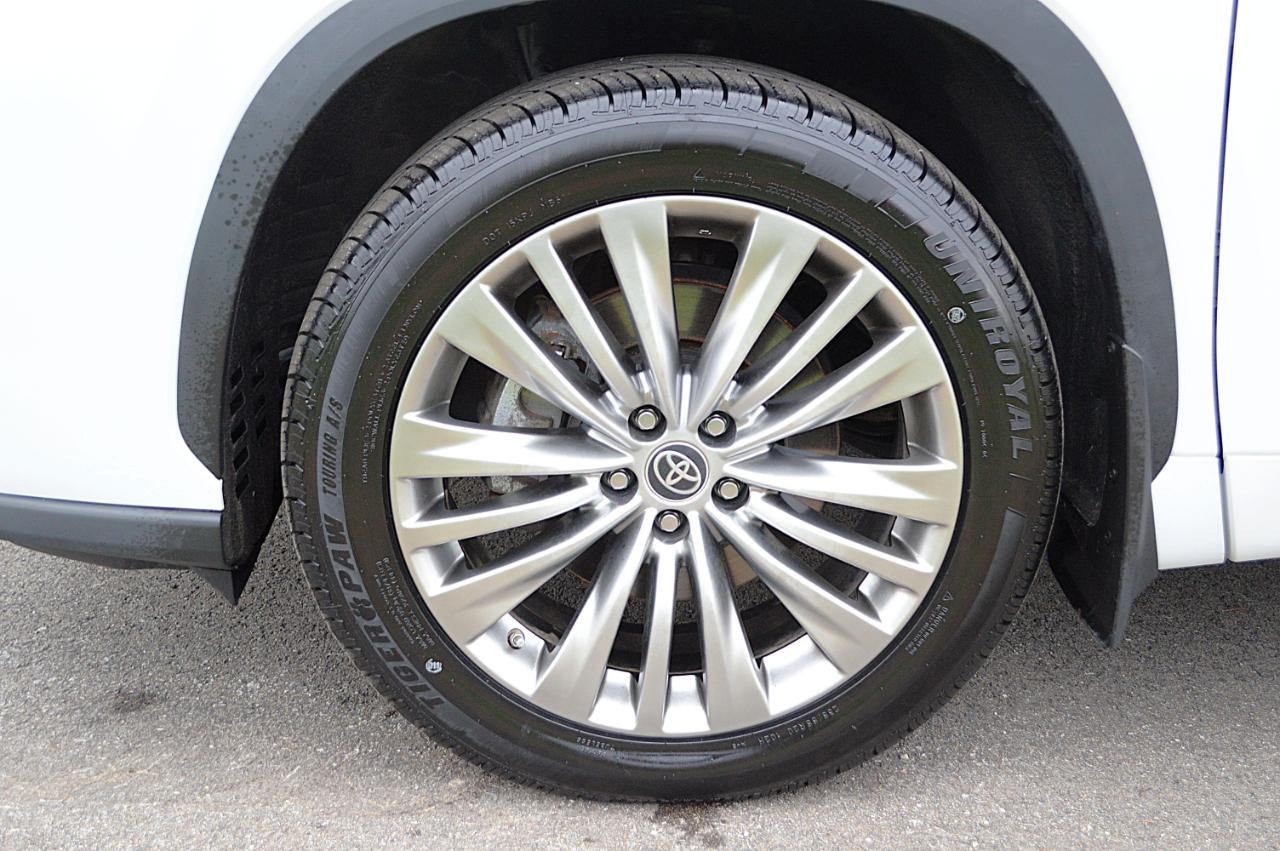 2022 Toyota Highlander Platinum AWD V6