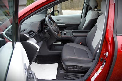 2024 Toyota Sienna XSE