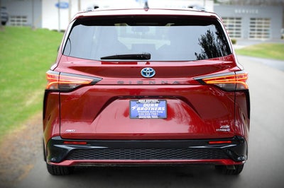2024 Toyota Sienna XSE