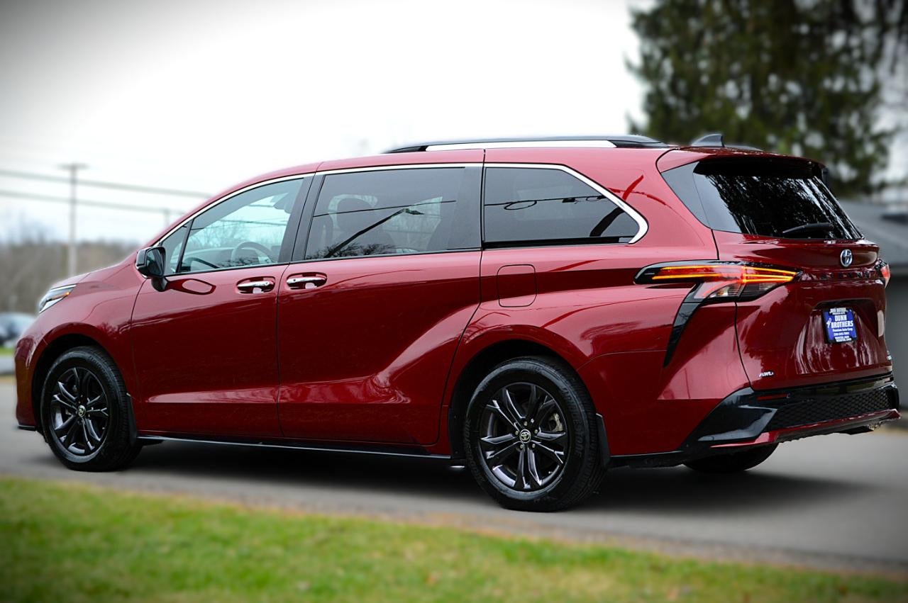 2024 Toyota Sienna XSE