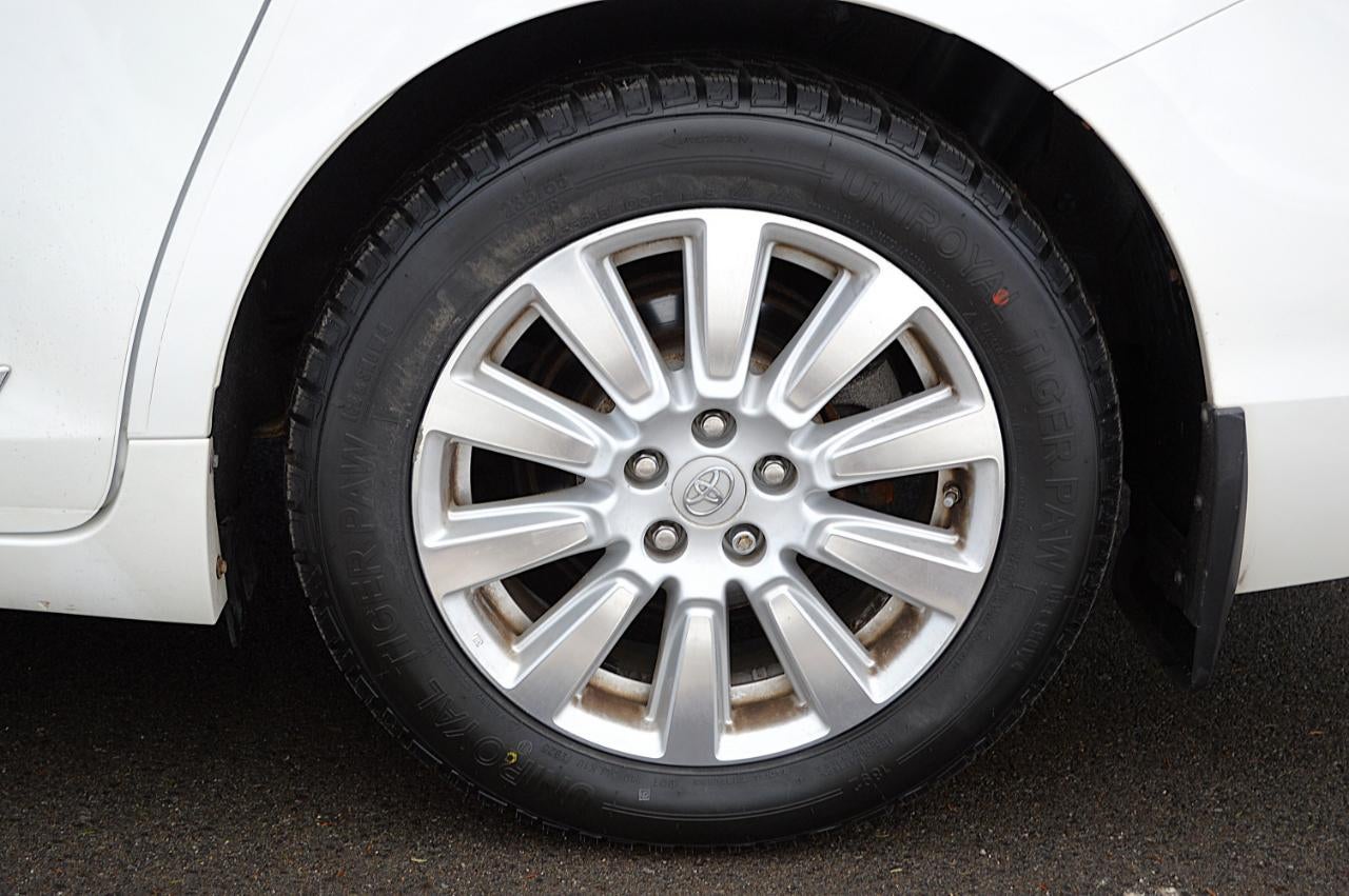 2017 Toyota Sienna Limited Premium 7-Passenger