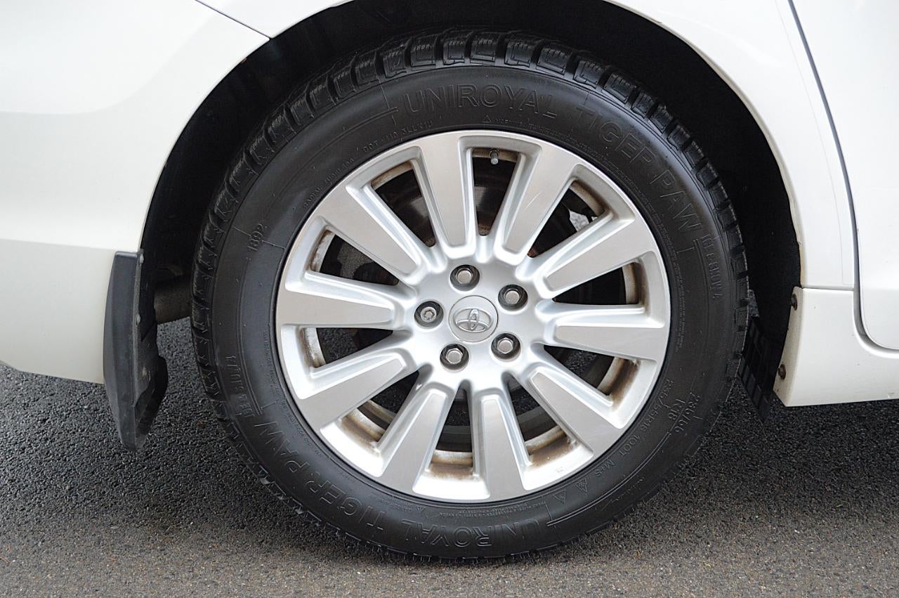 2017 Toyota Sienna Limited Premium 7-Passenger