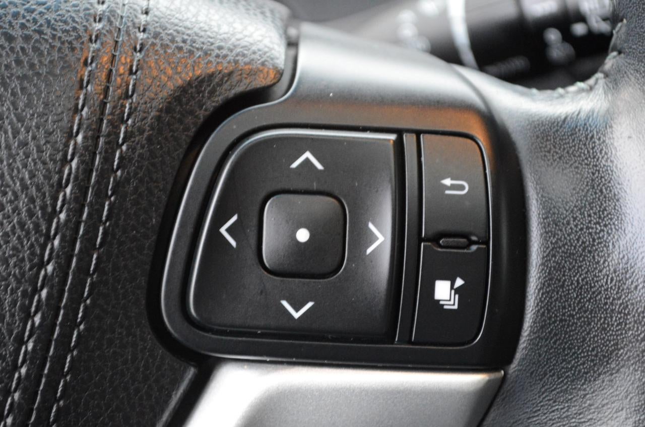 2017 Toyota Sienna Limited Premium 7-Passenger