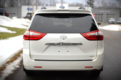2017 Toyota Sienna Limited Premium 7-Passenger
