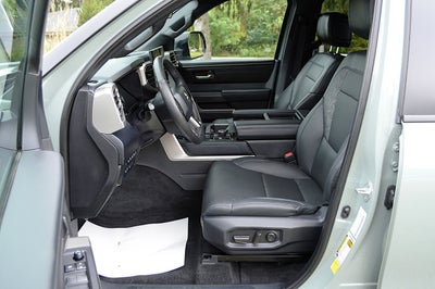 2025 Toyota Tundra SR5 CrewMax 4WD