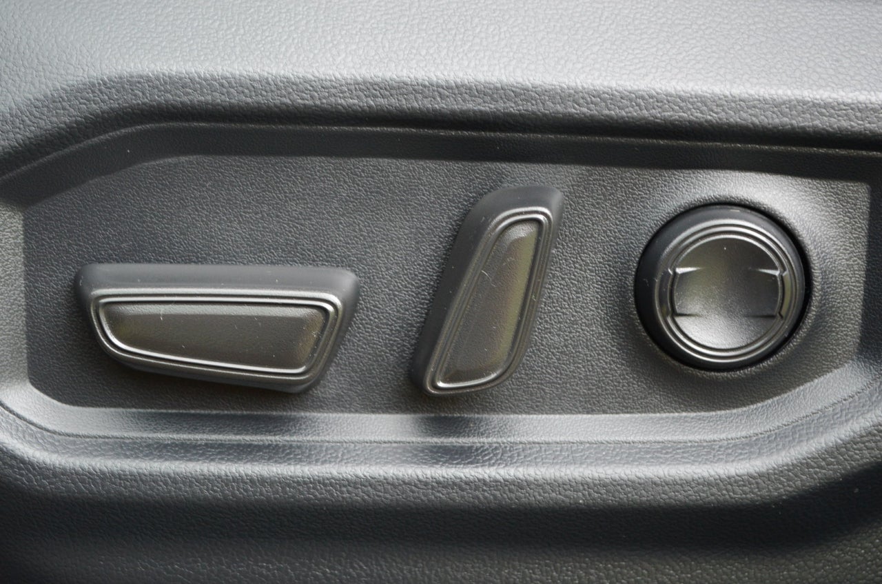 2025 Toyota Tundra SR5 CrewMax 4WD