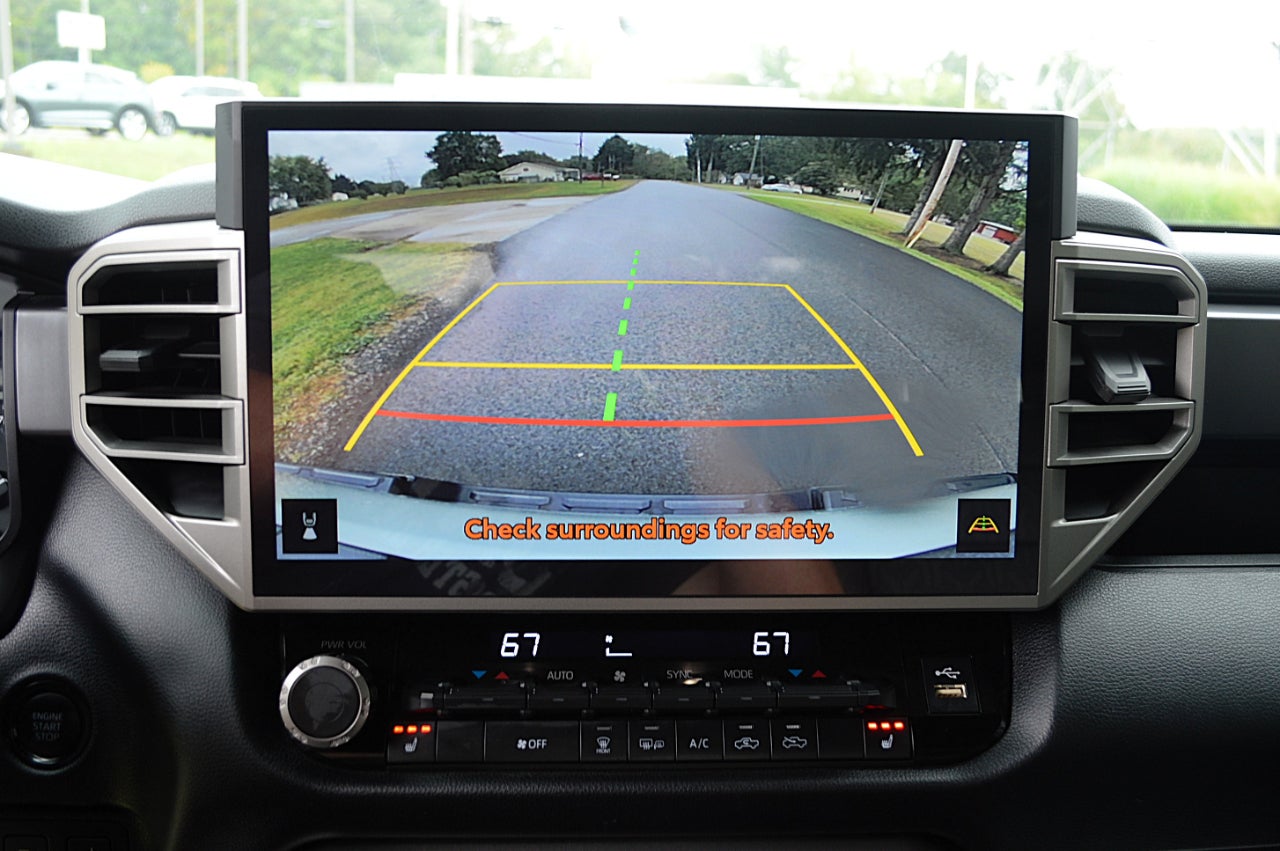 2025 Toyota Tundra SR5 CrewMax 4WD