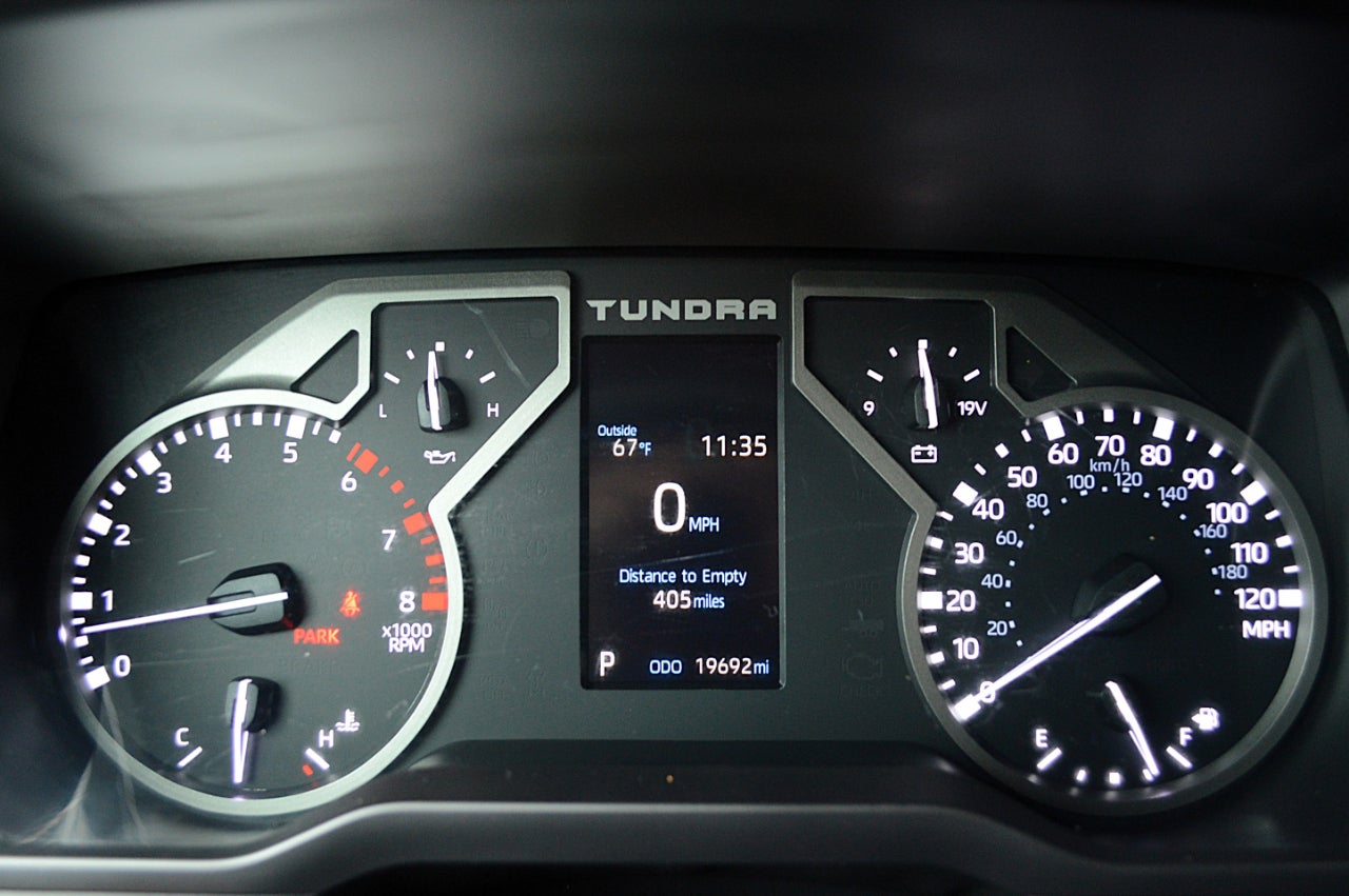 2025 Toyota Tundra SR5 CrewMax 4WD