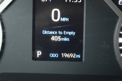 2025 Toyota Tundra SR5 CrewMax 4WD