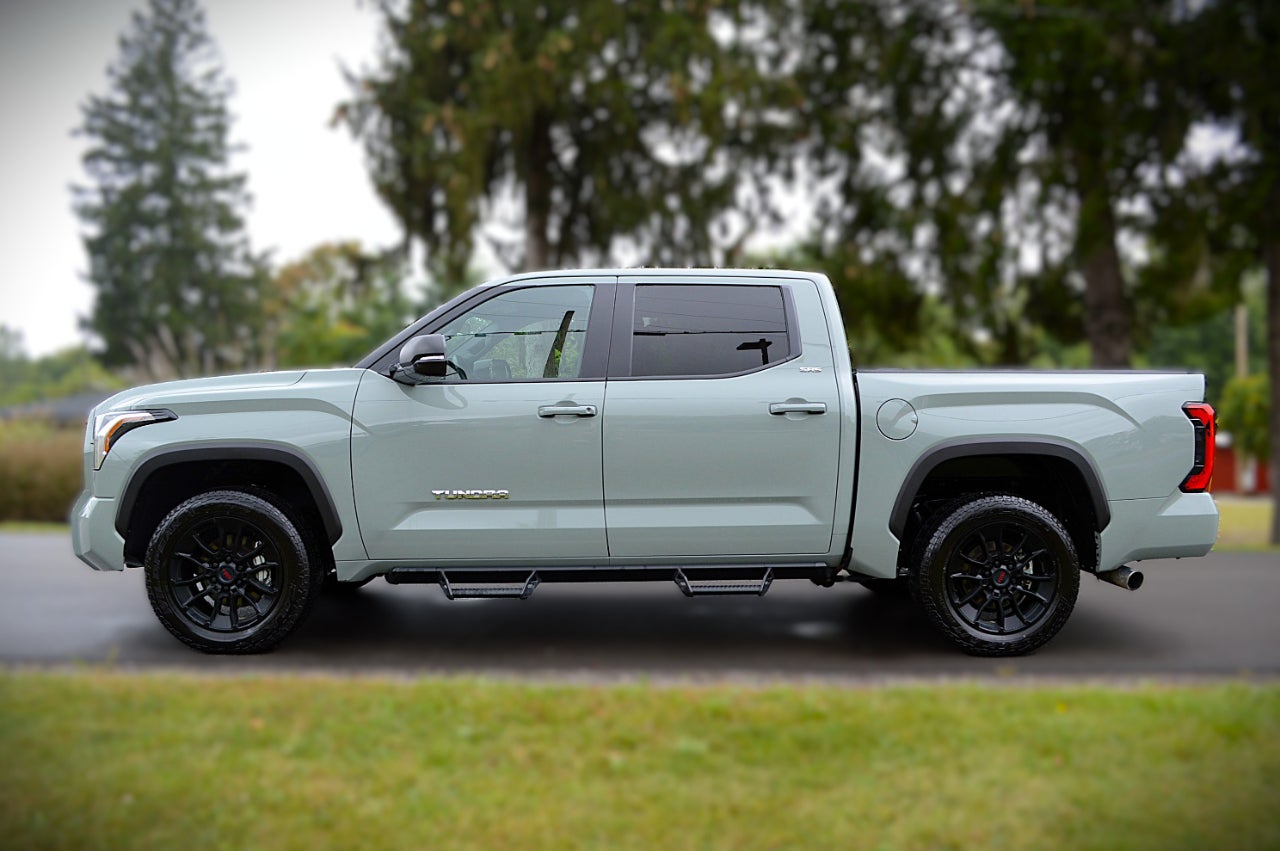 2025 Toyota Tundra SR5 CrewMax 4WD