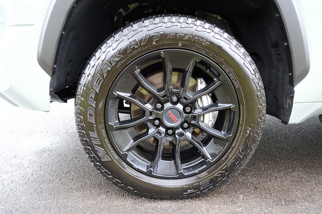 2025 Toyota Tundra SR5 CrewMax 4WD