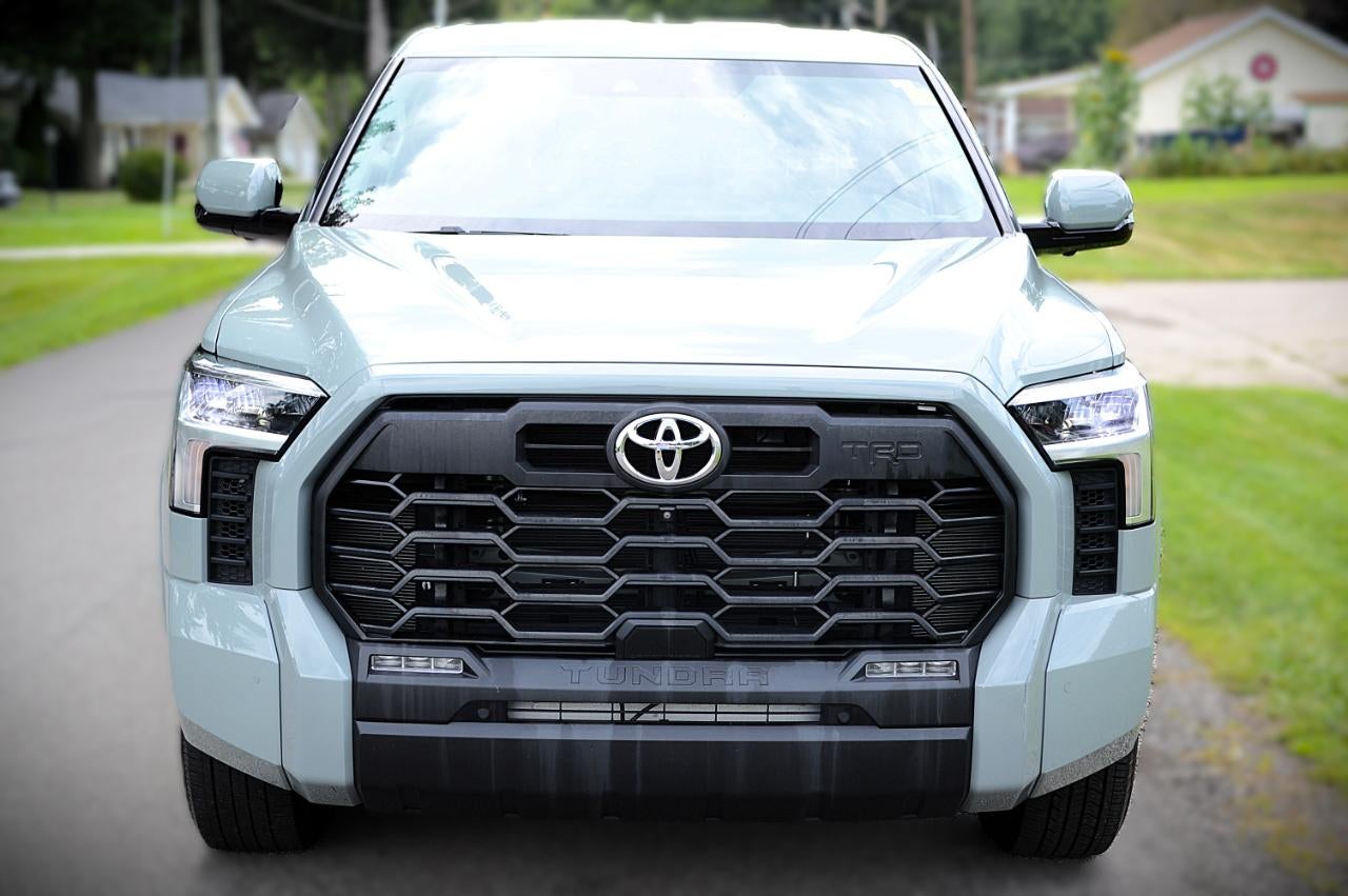 2023 Toyota Tundra SR5 CrewMax 4WD