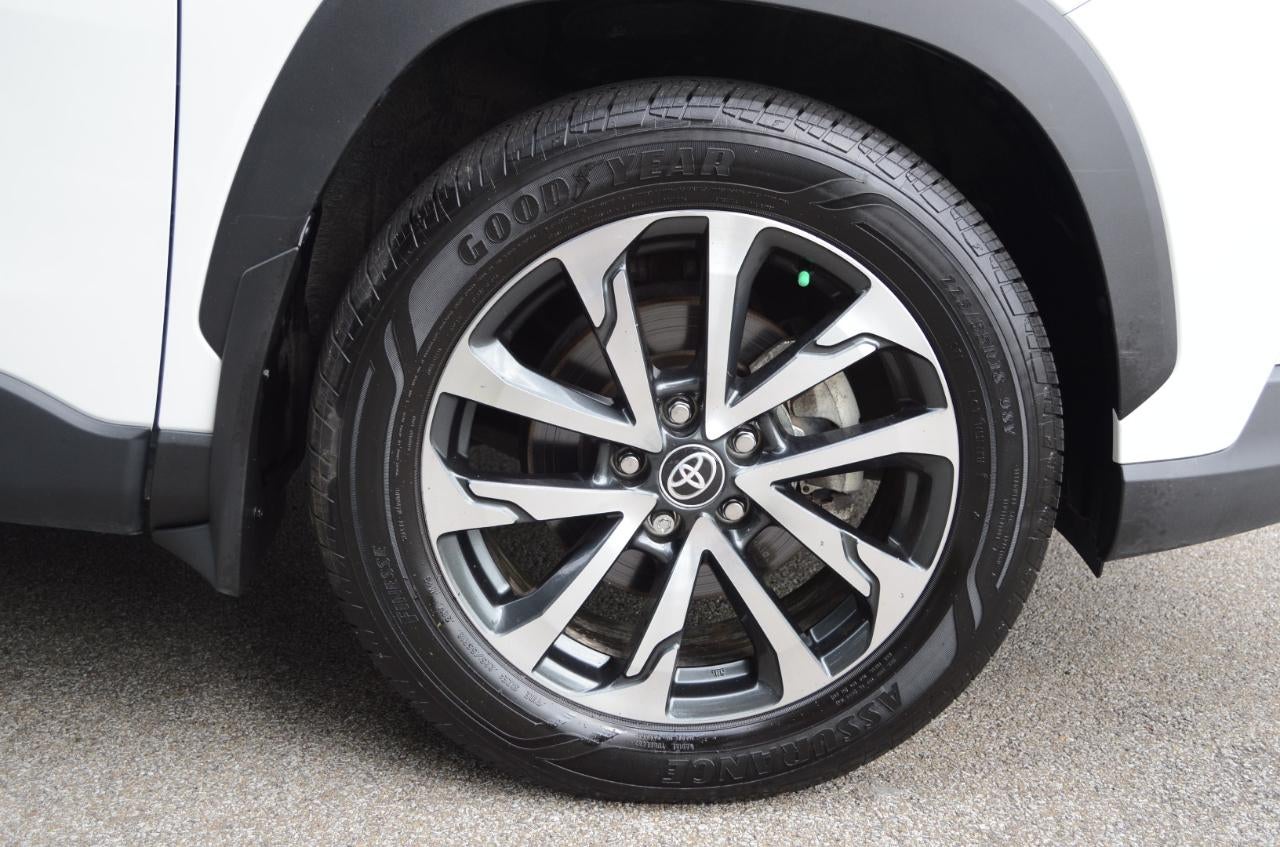 2024 Toyota Corolla Cross XLE AWD