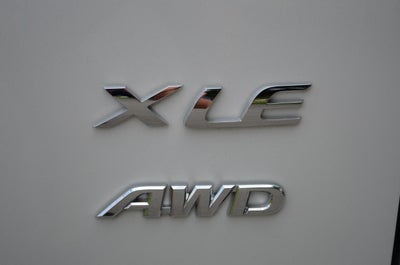 2024 Toyota Corolla Cross XLE AWD