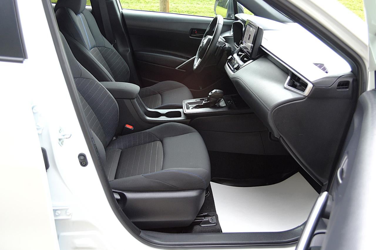 2026 Toyota Corolla Cross SE AWD