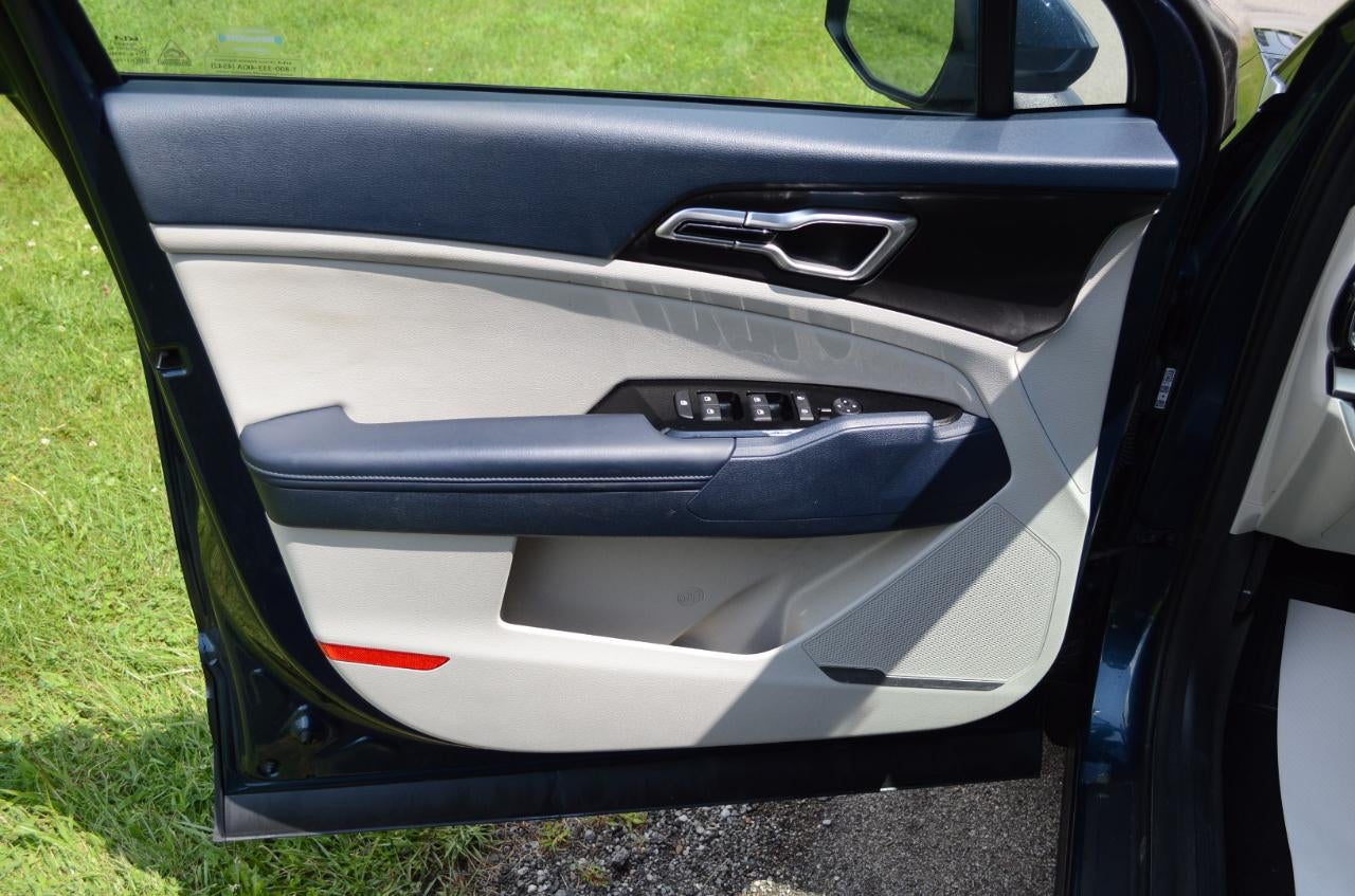 2023 Kia Sportage Hybrid EX AWD