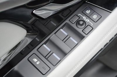 2023 Land Rover Range Rover Evoque R-Dynamic SE