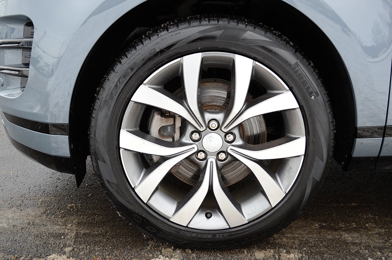 2023 Land Rover Range Rover Evoque R-Dynamic SE